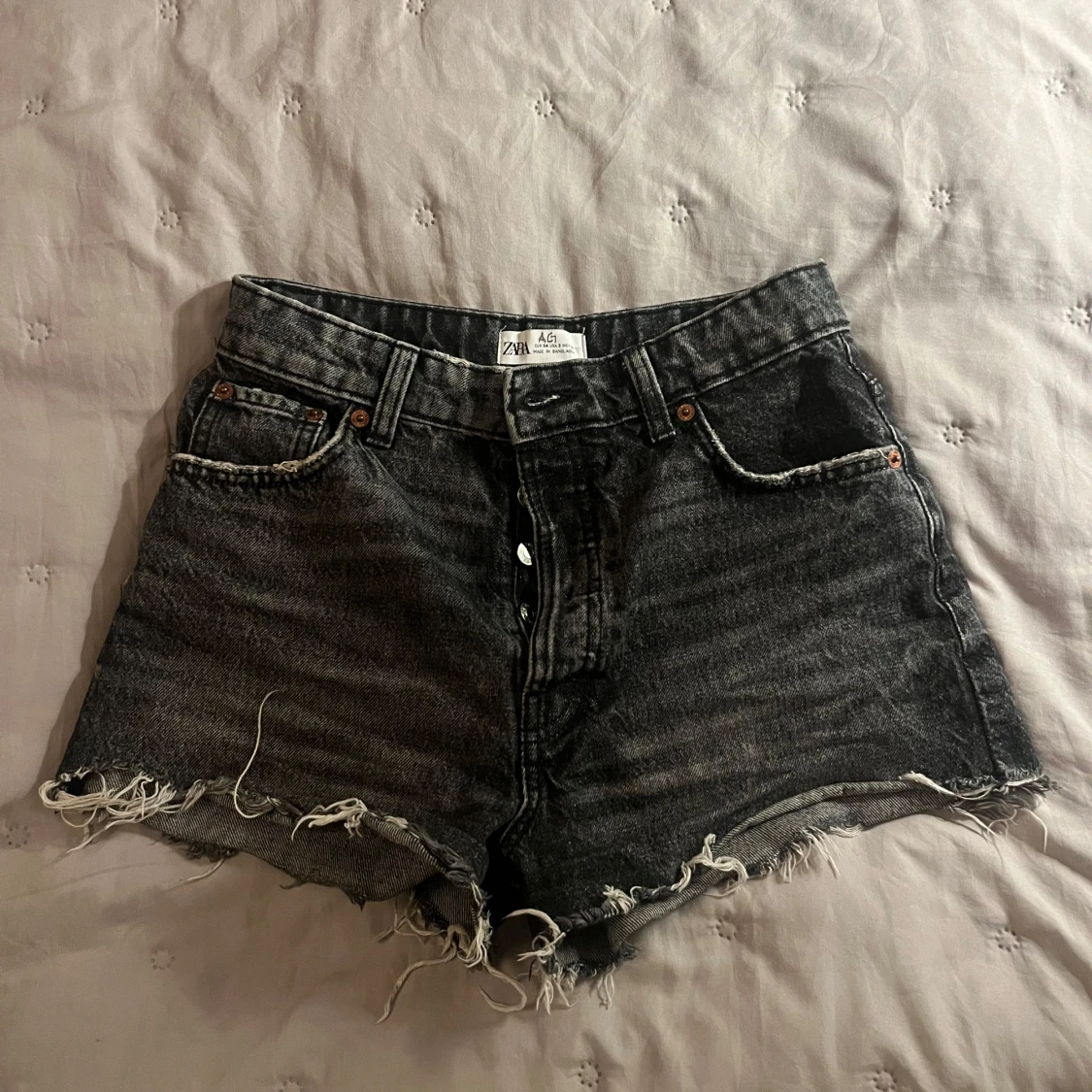 Svarta jeansshorts från Zara