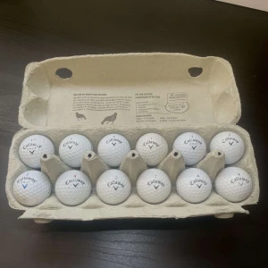 Callaway - Golfbollarna är av märket Callaway. Callaway 12st blandade bollar i bra skick hör av er vid funderingar. Mvh Drop golfbollar