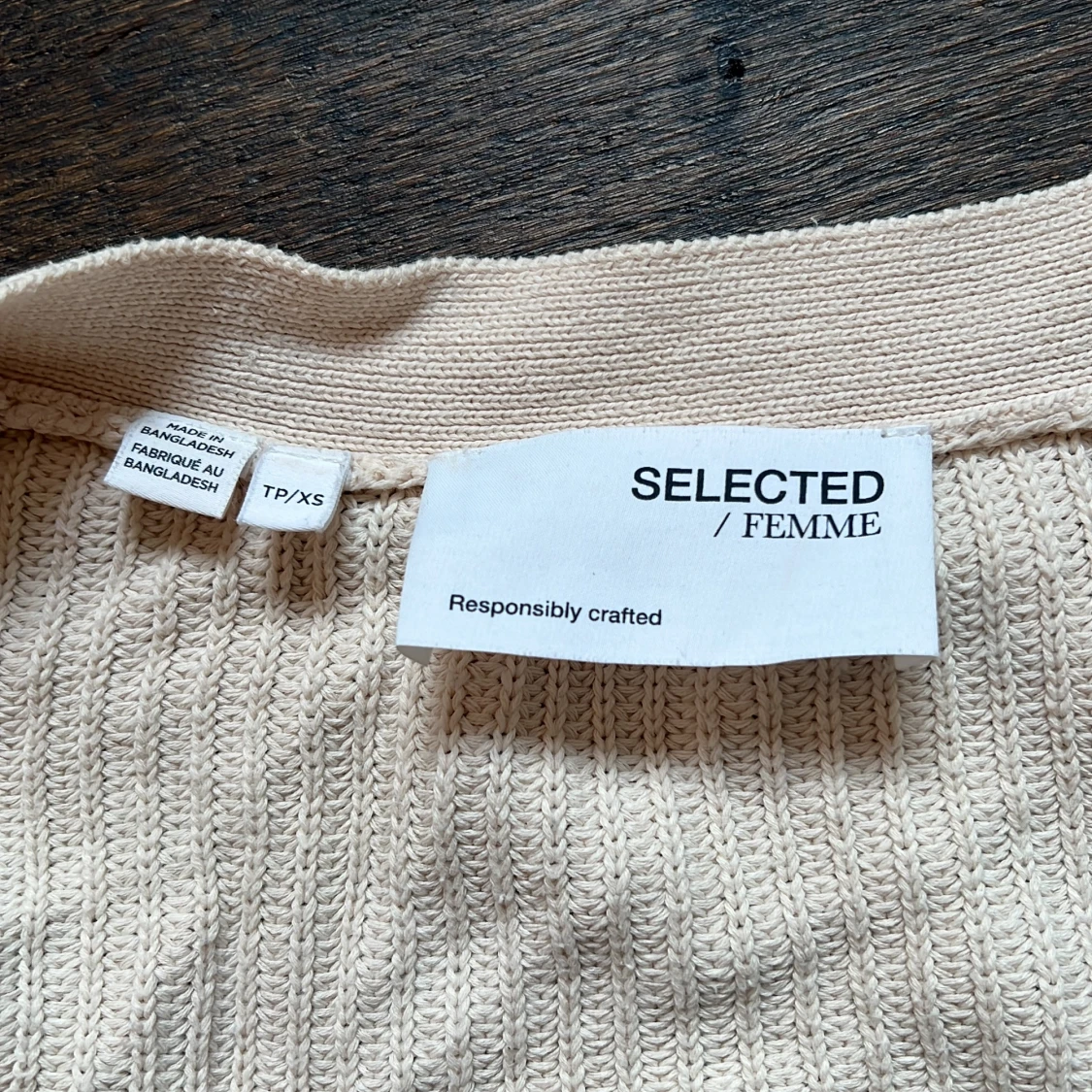 Beige kofta från Selected Femme - 2