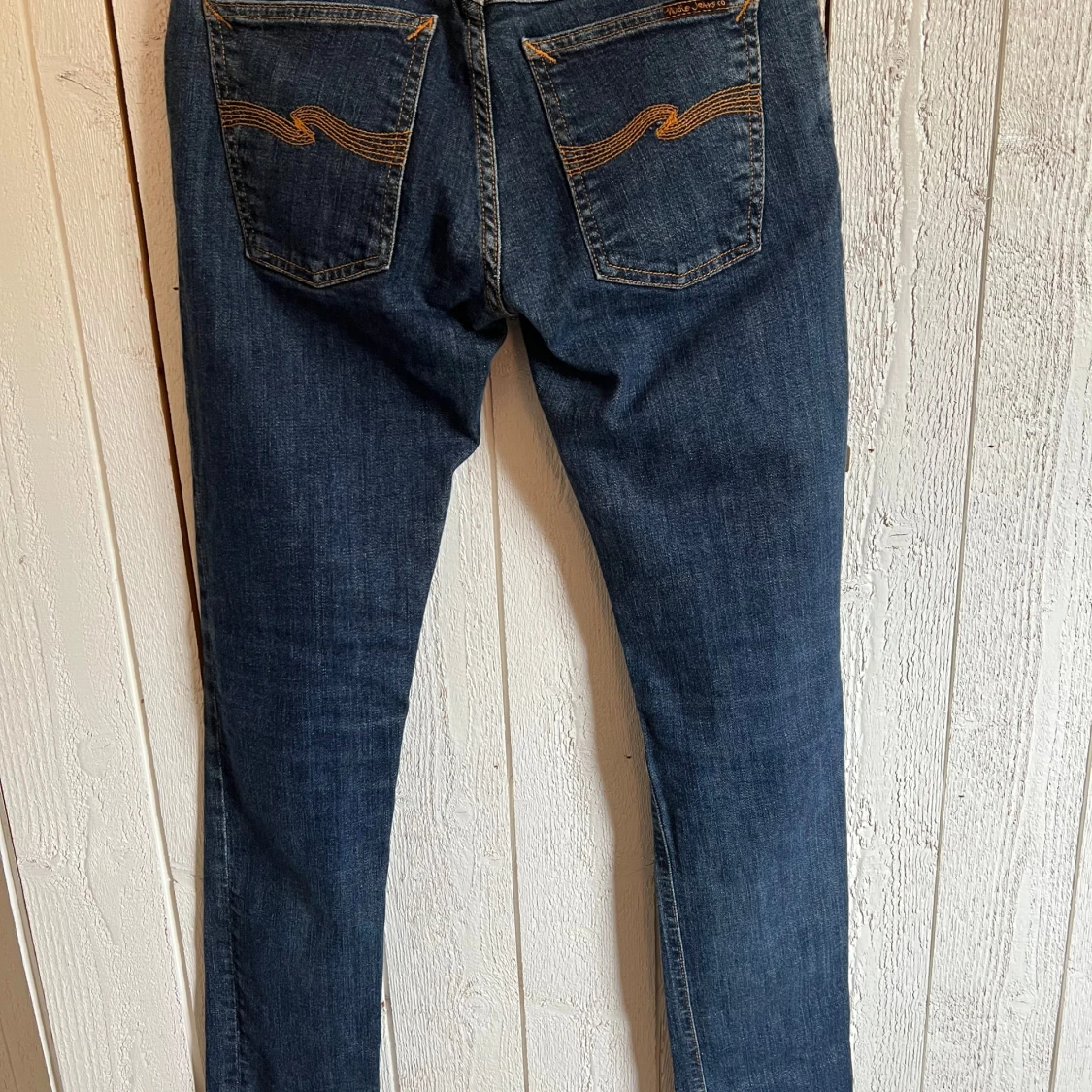 Mörkblå jeans från Nudie Jeans