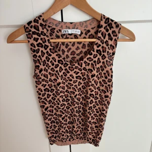Leopardmönstrad linnetopp från Zara -  Linne med leopardmönster från zara!🐆