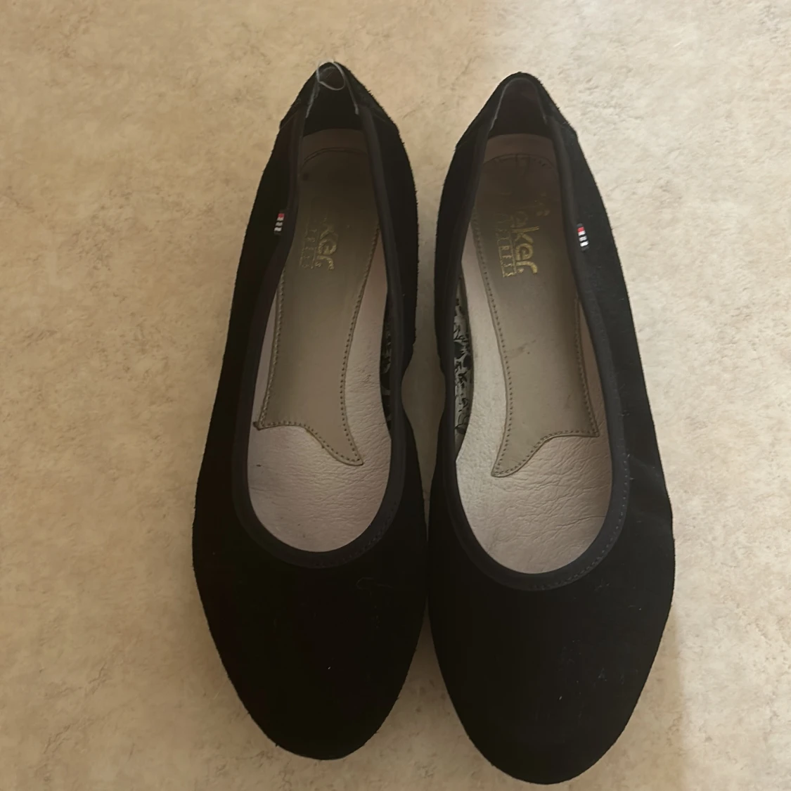 Svarta ballerinaskor från Rieker - 1