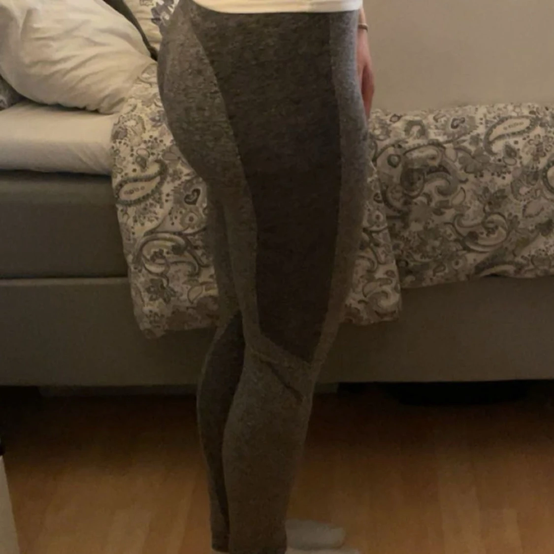 Gråa leggings från MyProtein - 2