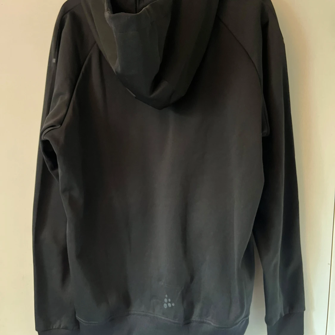 Svart zip från Craft, storlek S - 1