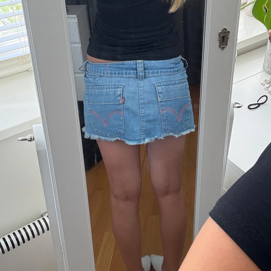 Ljusblå jeanskjol från Levi’s - 2