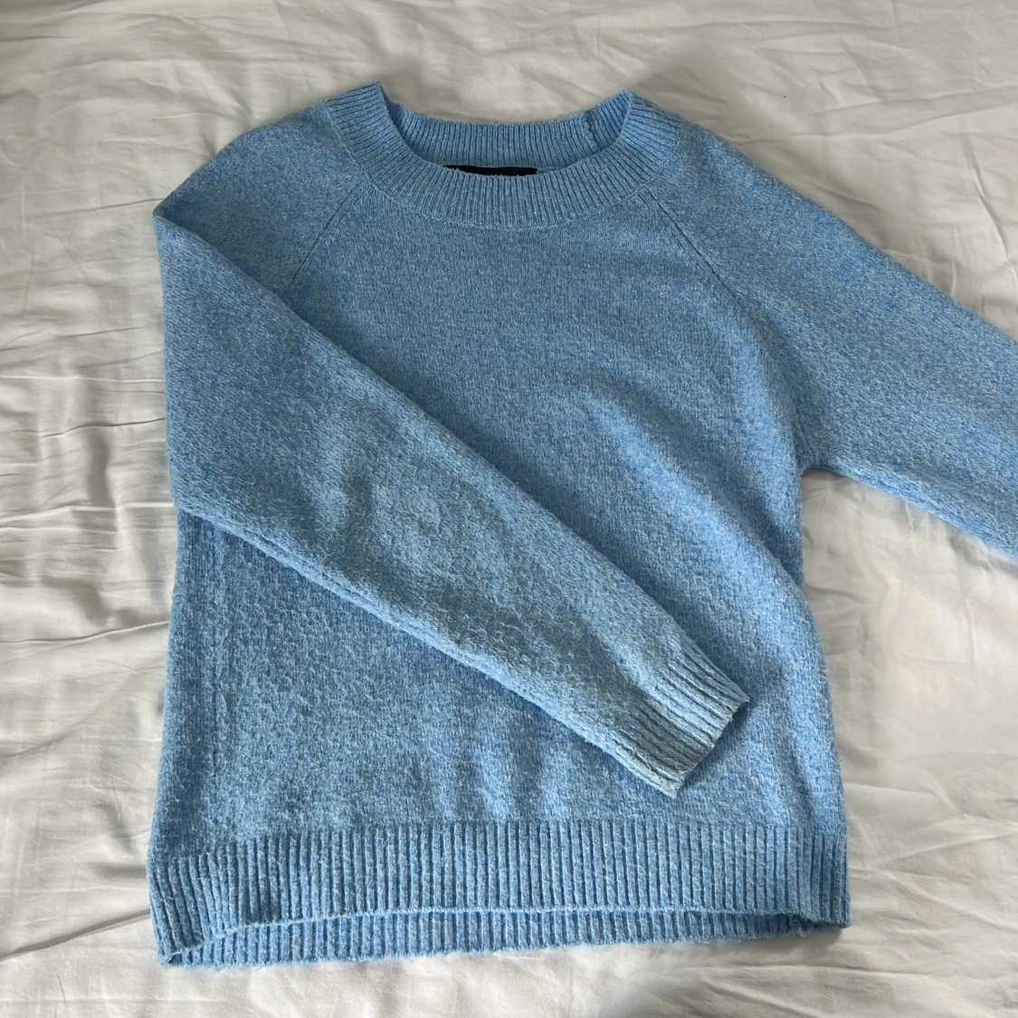 Ljusblå stickad tröja  - 2