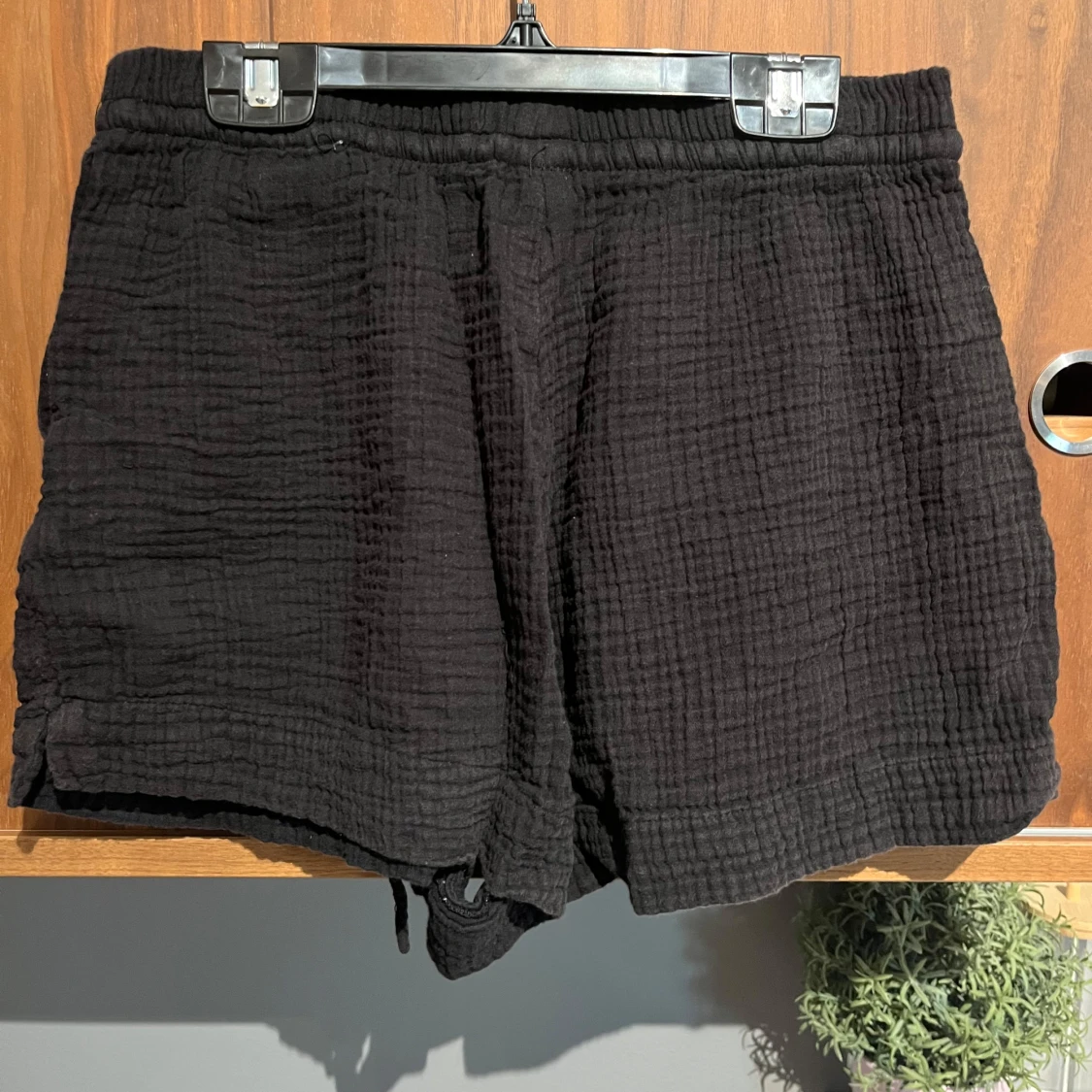 Svarta bomullsshorts med snörning