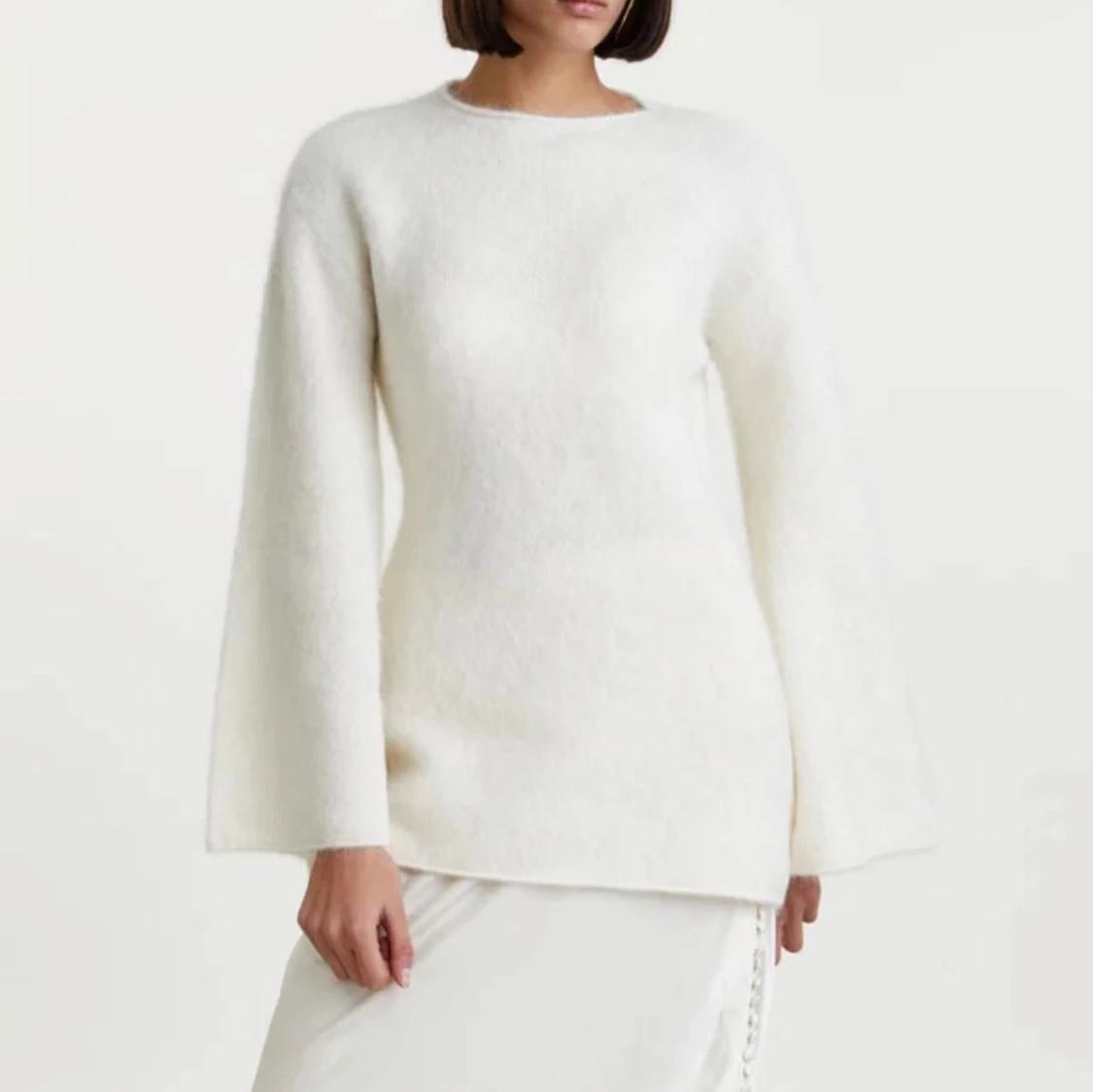 Vit stickad tröja - 1