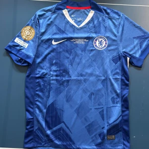 Palmer Chelsea Fotbollströja - Helt ny Palmer Chelsea Fotbollströja i storlek M