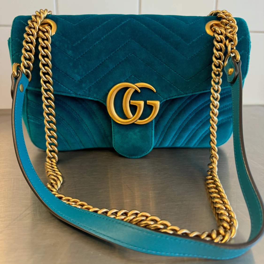 Turkos sammet axelväska från Gucci - 3