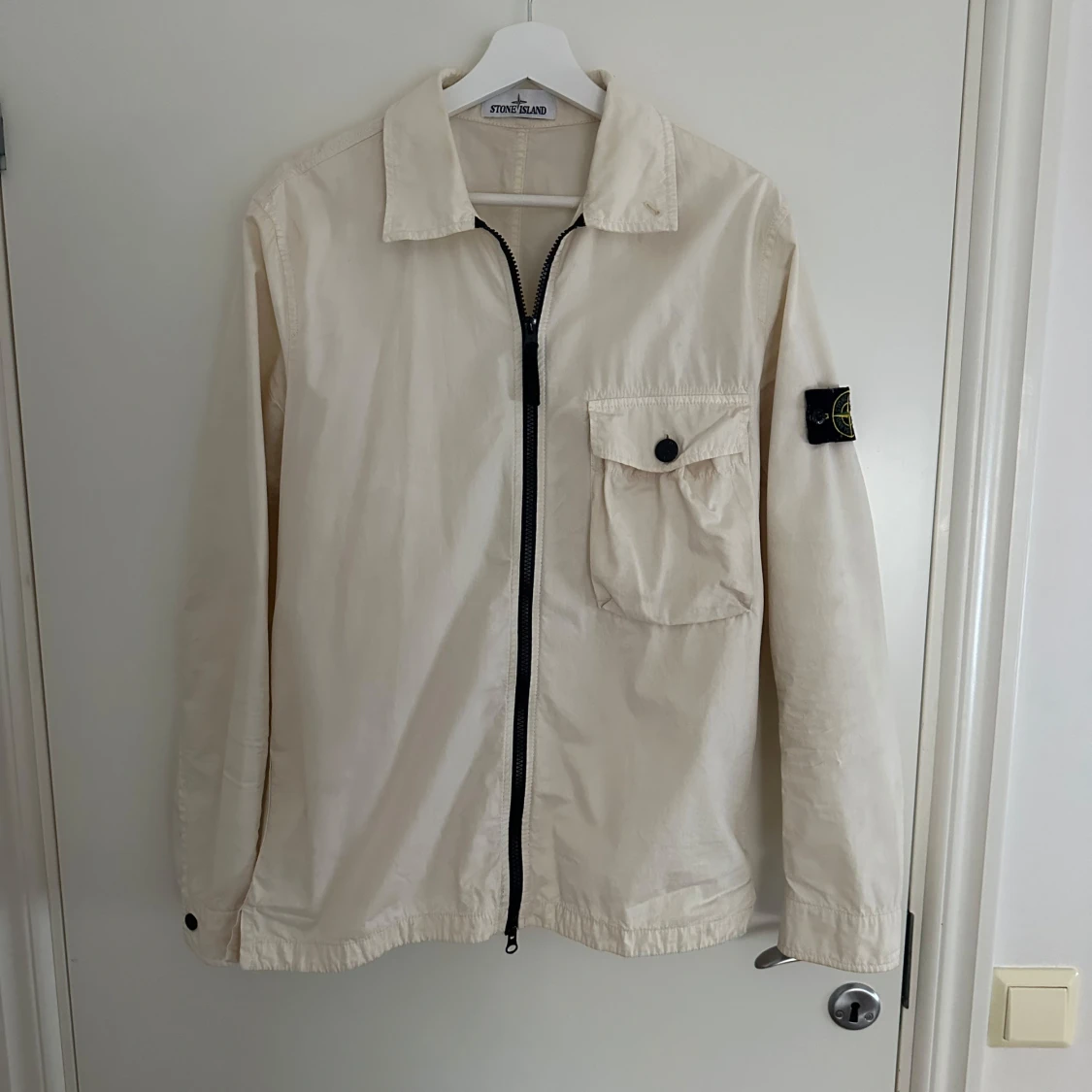 Beige overshirt från Stone Island