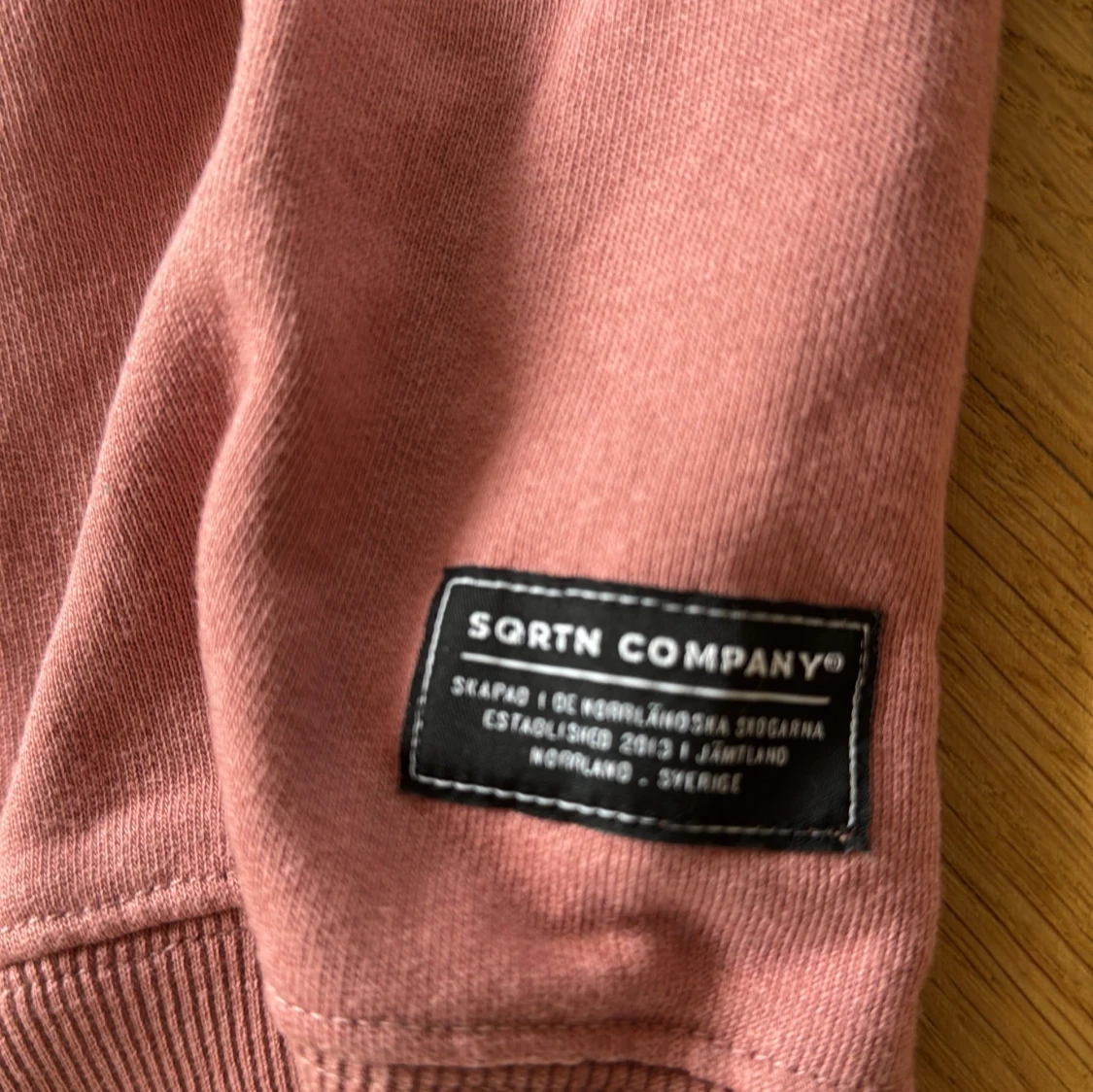 Rosa sweatshirt från SQRTN Company - 3