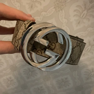 Lyxigt Beigt Bälte - G?CCI Bälte helt ny aldrig använd. Skriv privat för mer info.