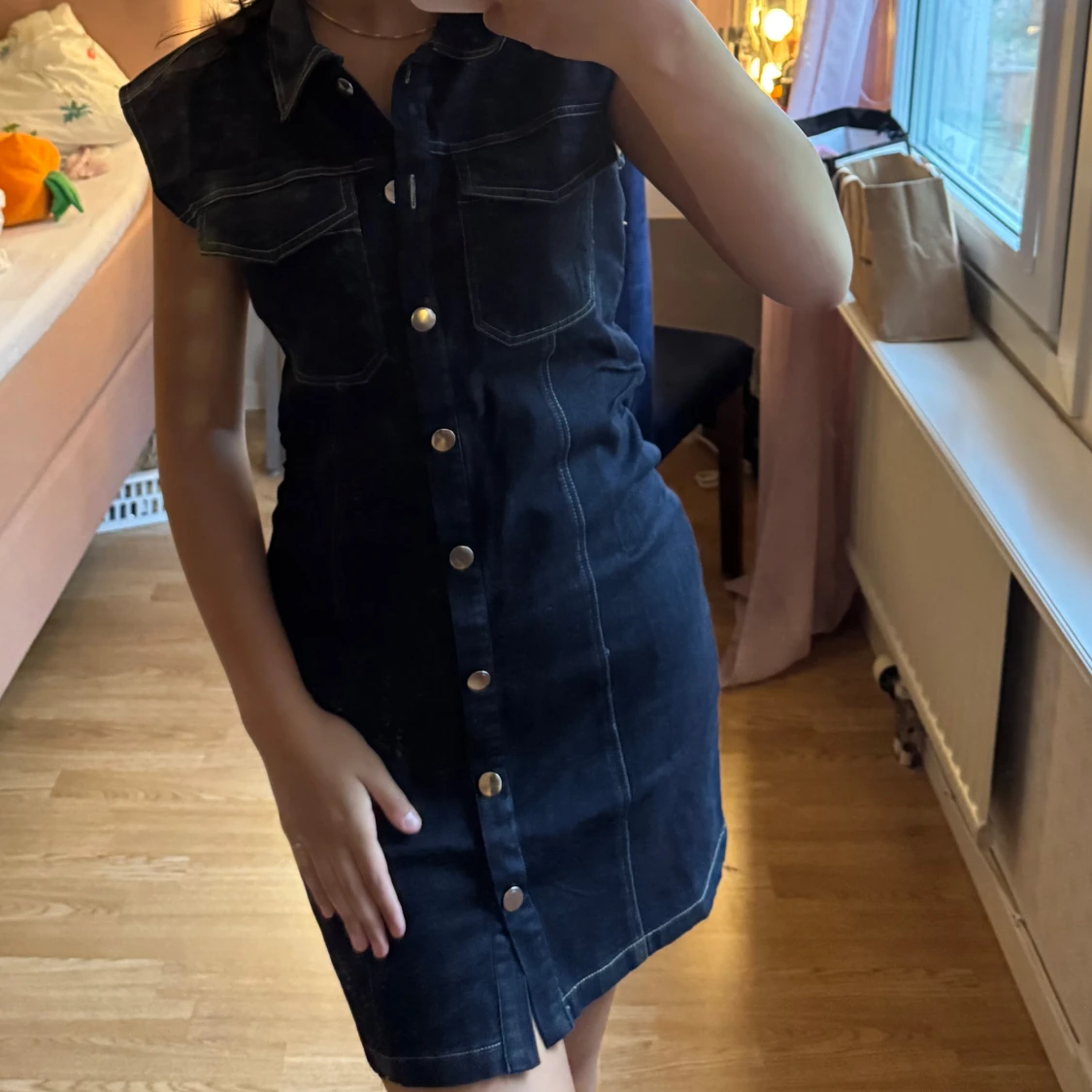  jeansklänning med knappar