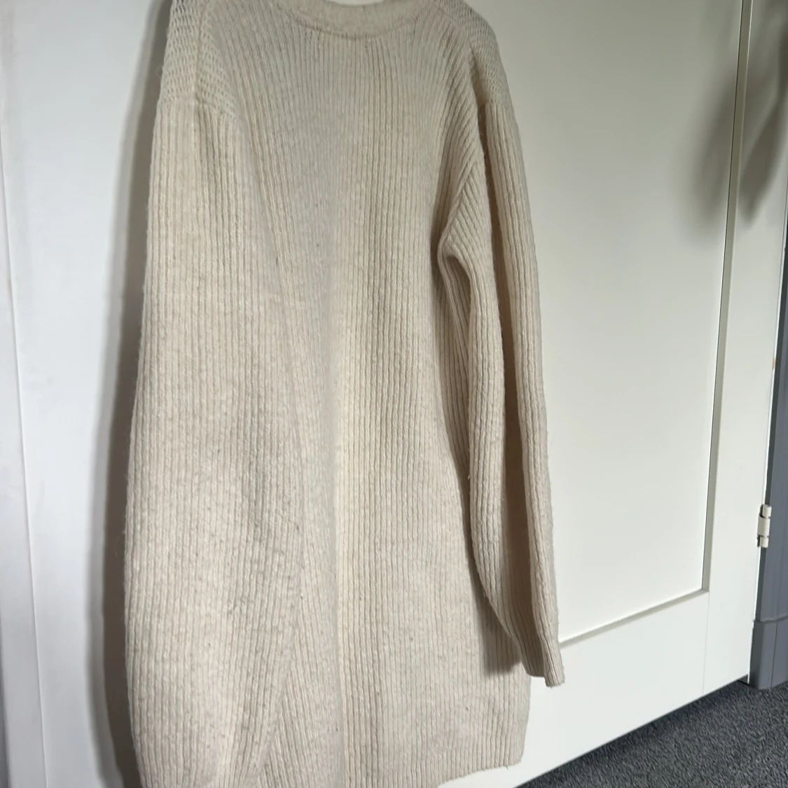 Beige lång kofta från H&M - 1