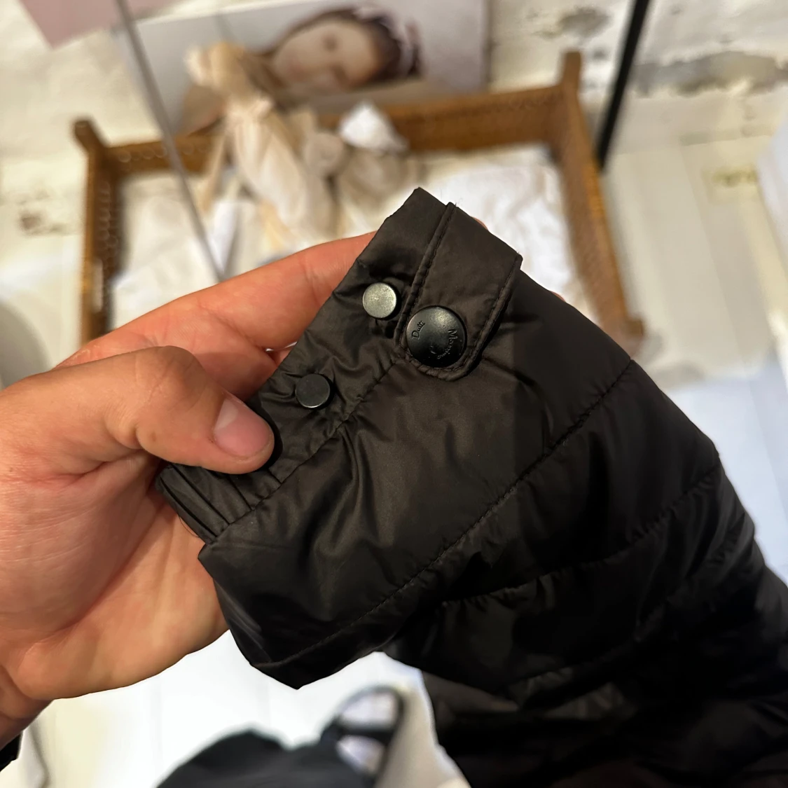 Svart dunjacka från Massimo Dutti - 3