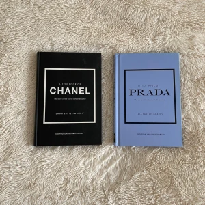 Böcker  - Säljer mina små “Coffee table books”. 50 st eller båda för 100