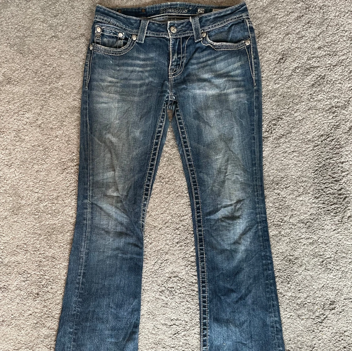 Bootcut miss me jeans i storlek 29 - 2