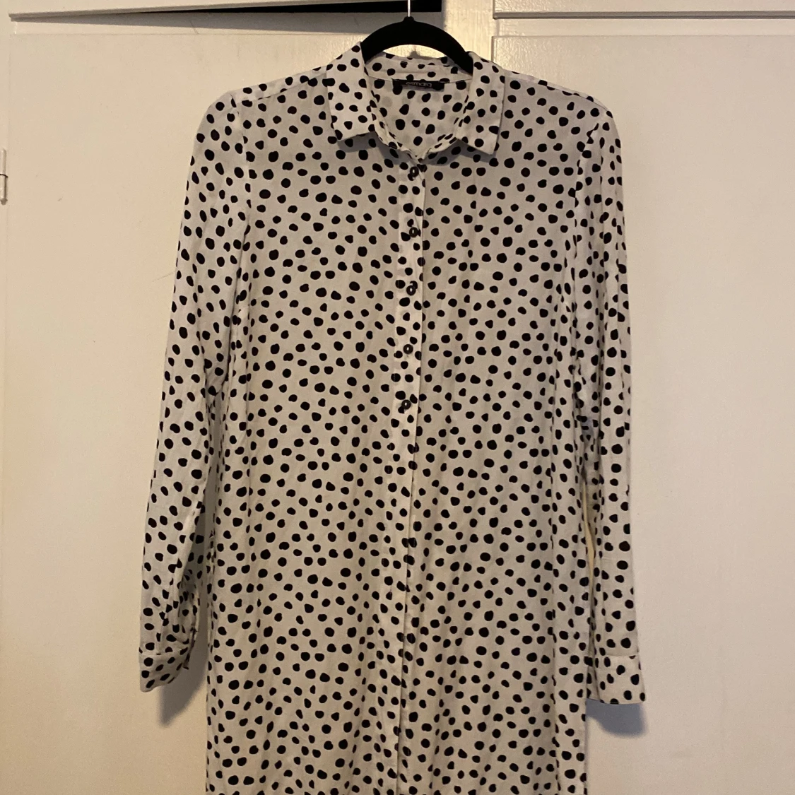 Prickig skjortklänning från Esmara