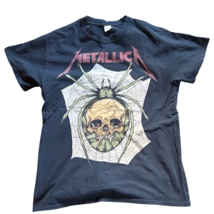 Vintage rare Metallica 2015 tour merch tshirt - Merch från metallicas 2015 tour, överlag i gott skick