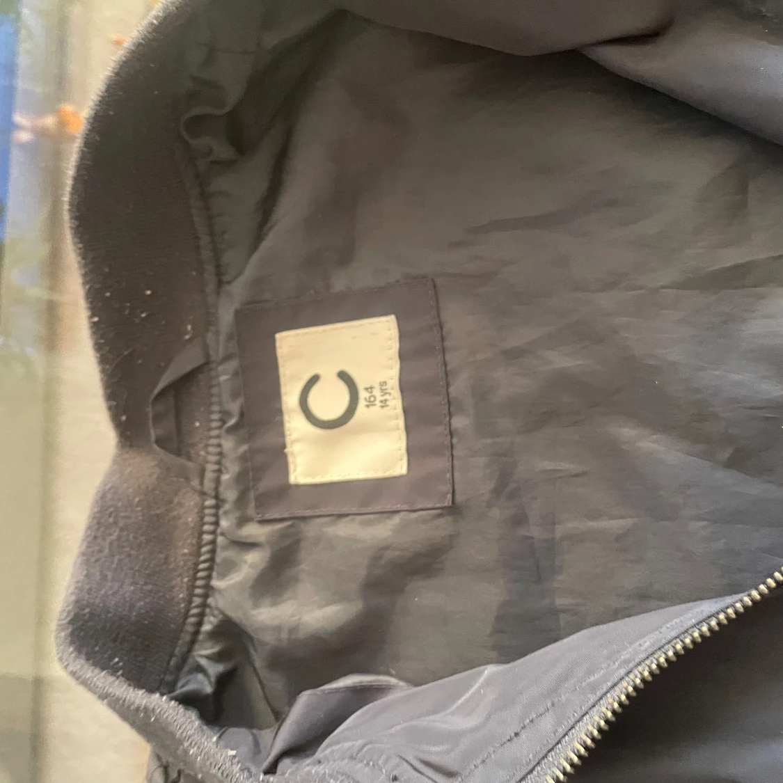 Svart bomberjacka från Cubus - 2