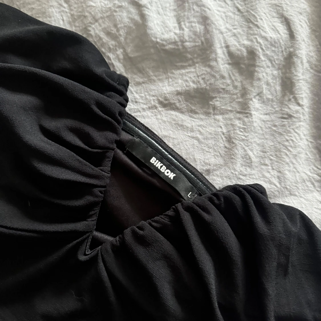 Svart topp från Bik Bok - 1