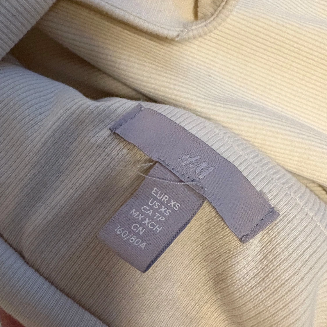 Off shoulder topp - 1