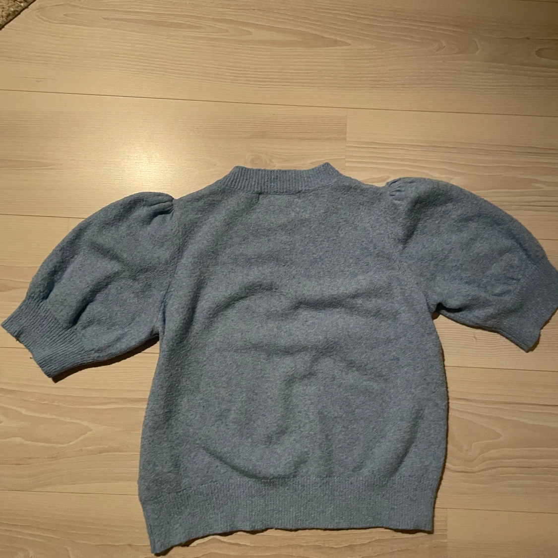 Blå stickad tröja med puffärm Vero Moda - 3