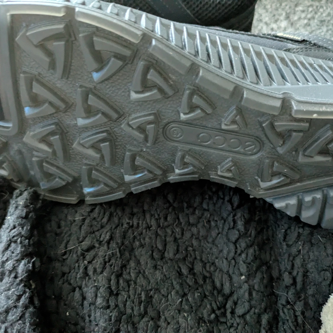 Svarta sneakers från ECCO med Gore-Tex - 1