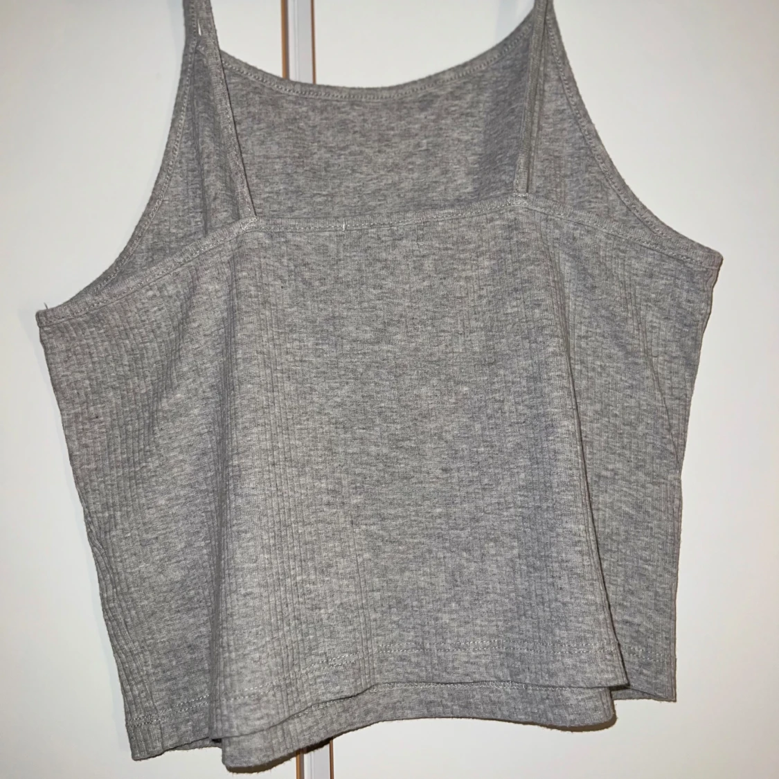 Grå ribbad linnetopp från Cubus - 4