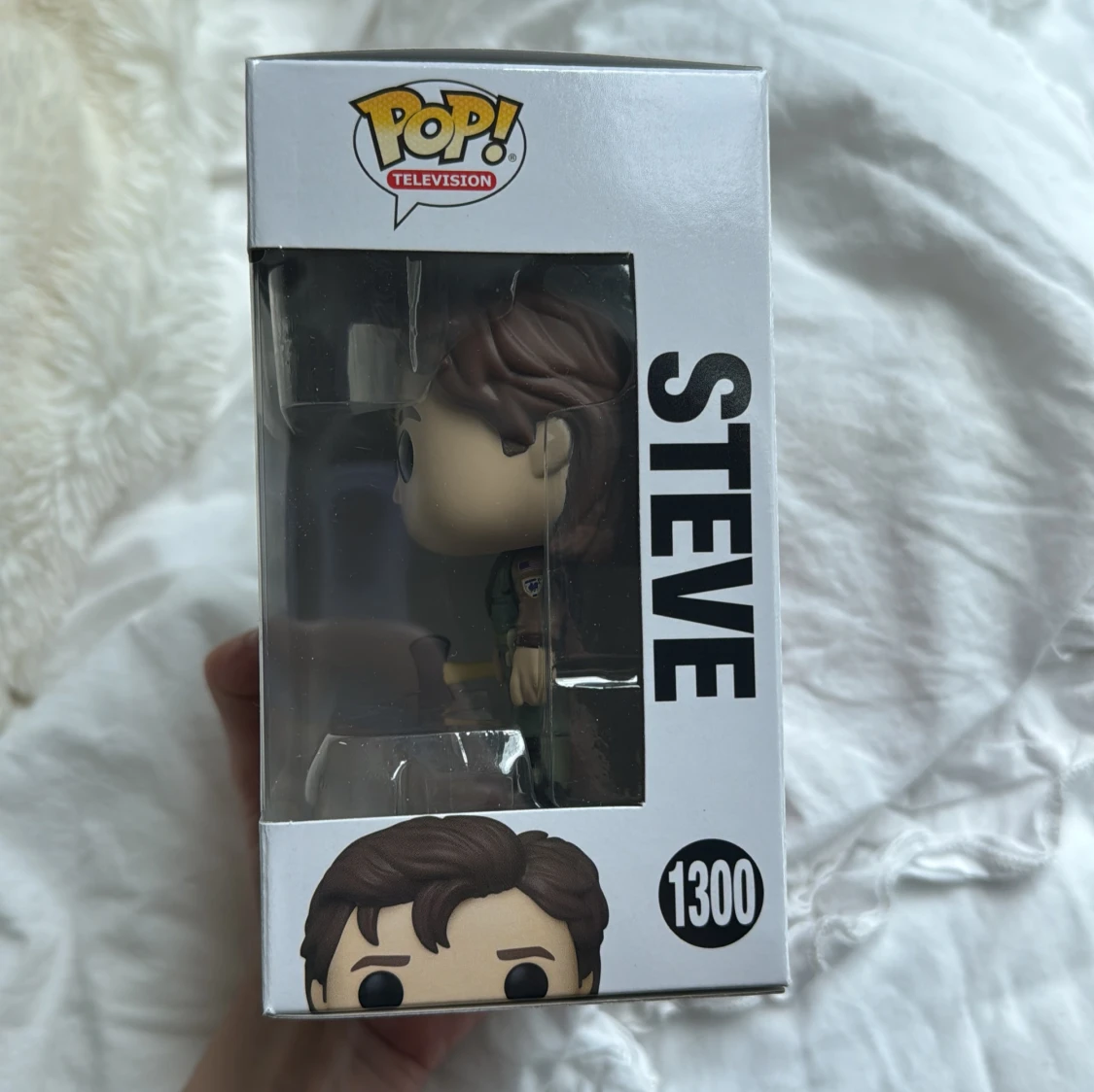 Stranger Things: Steve (Funko Pop! #1300) - 1
