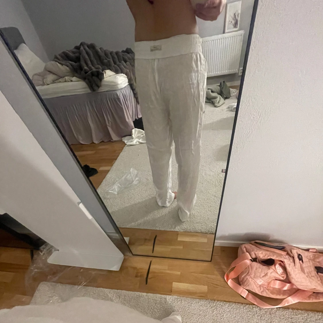 Vita linnebyxor med snörning - 1