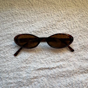 Vintage solglasögon - Snygga vintage solglasögon🤍