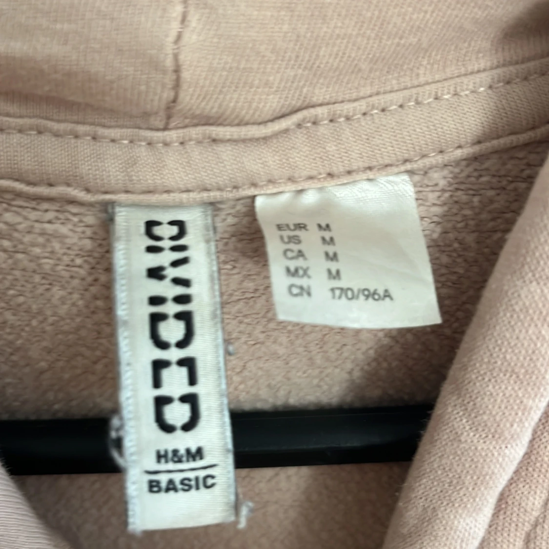 Gammelrosa hoodie från H&M Divided - 2