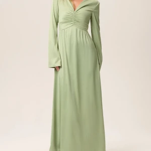 Adoore Gordes dress - Helt oanvänd adoore klänning med prislapp kvar, storlek 38, säljer pgd aldrig använt