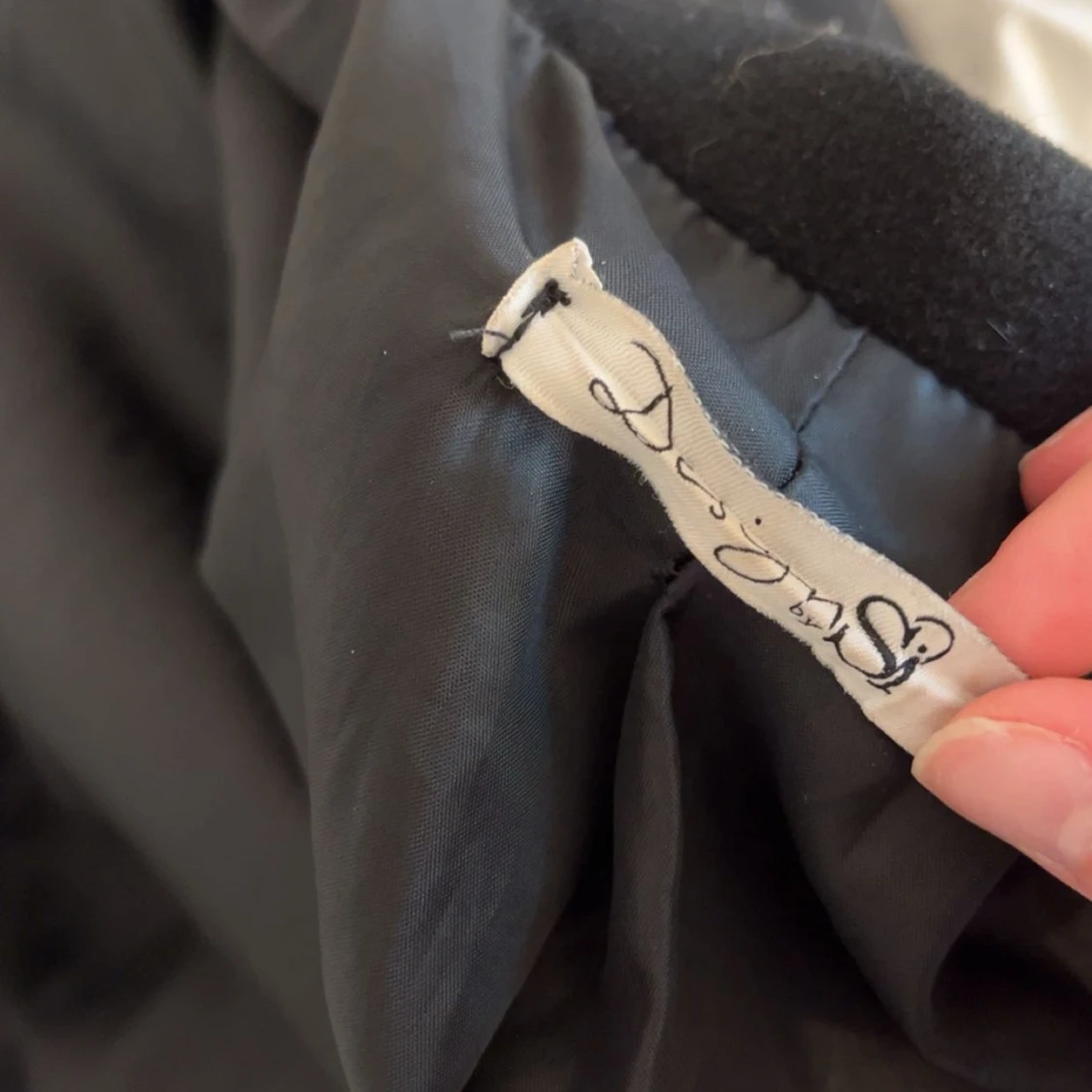 Svart skepparkavaj från Design by si - 1