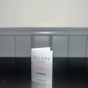 Chanel Allure homme sport edp -  Chanel Allure homme sport edp 1,5ml 30kr st, 1st kvar. Kan gå ner i pris vid köp av minst 2st