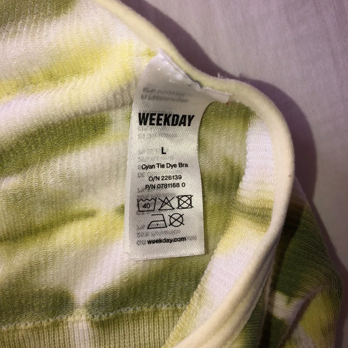 Gul och grön tie dye bh från Weekday - 1