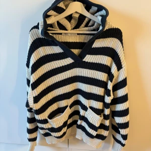 Zara hoodie - Hoodie från zara