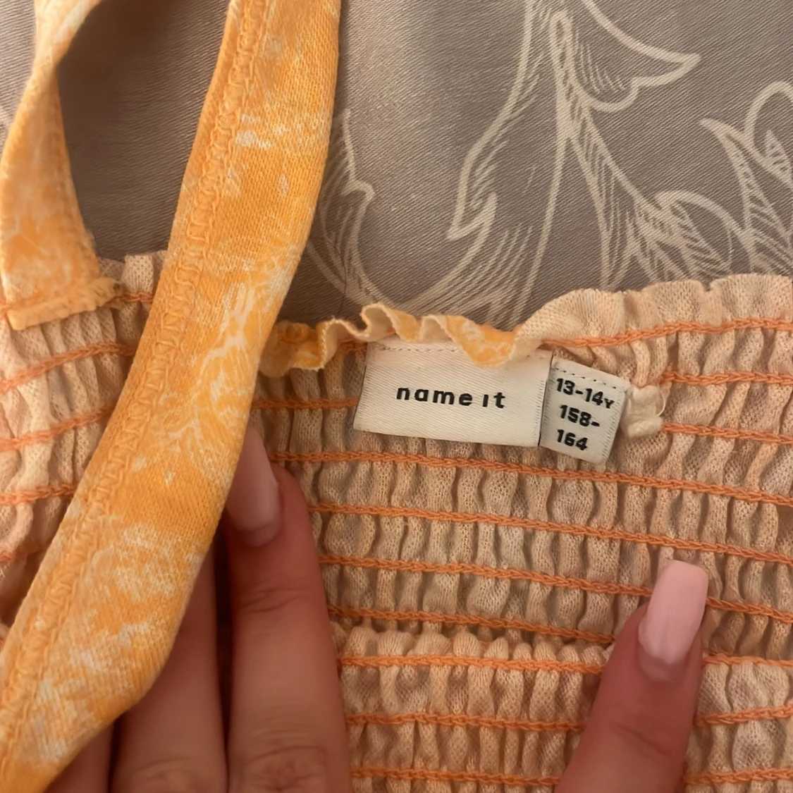 Gul somrig klänning med smock från Name It - 1