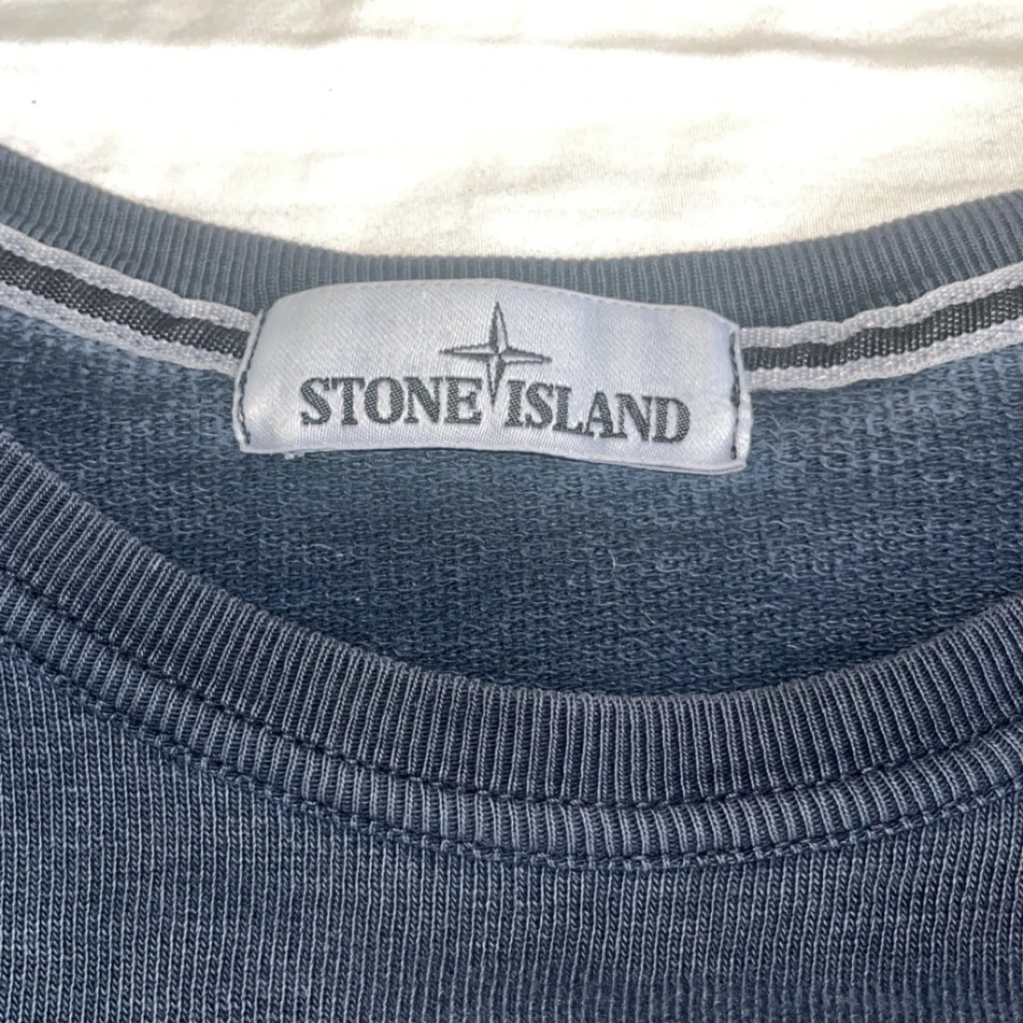 Blå långärmad tröja från Stone Island - 1