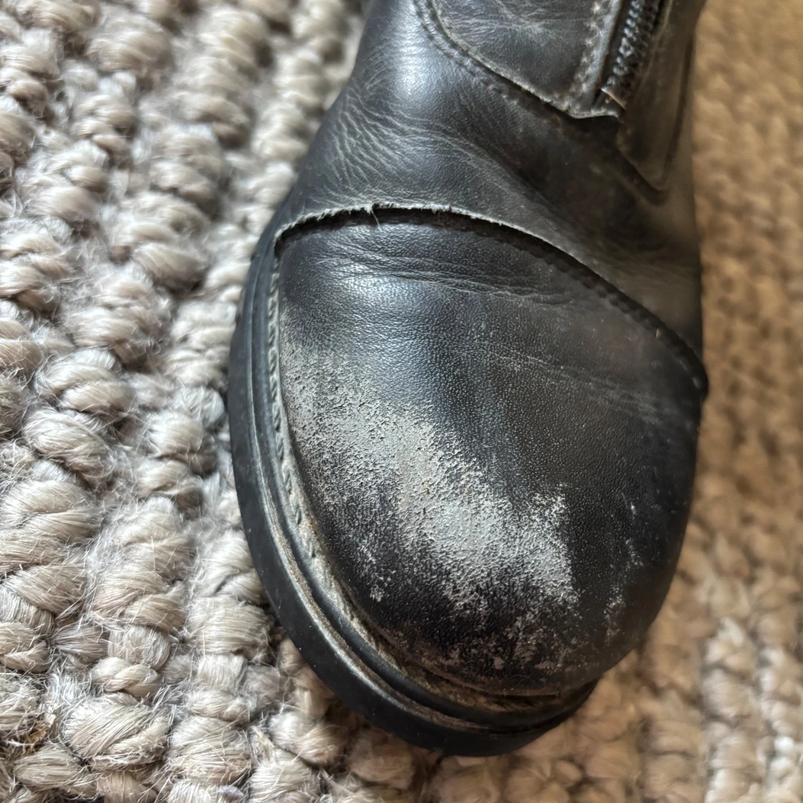 Svarta riskor med dragkedja - 4