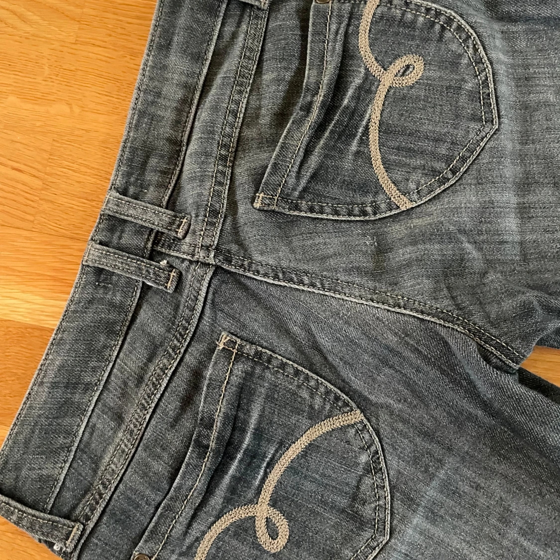 Lågmidjade bootcut jeans  - 2