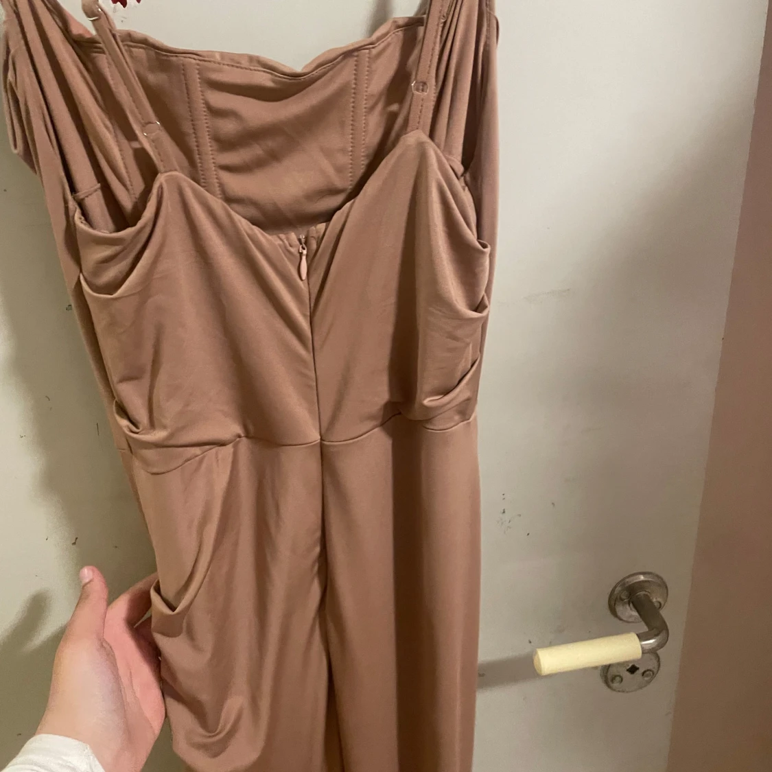 Ljus rosa  långklänning  - 1