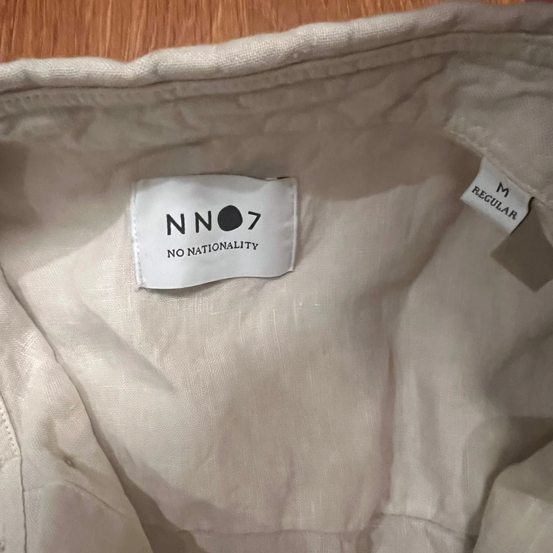 Beige linneskjorta från NN07 - 1