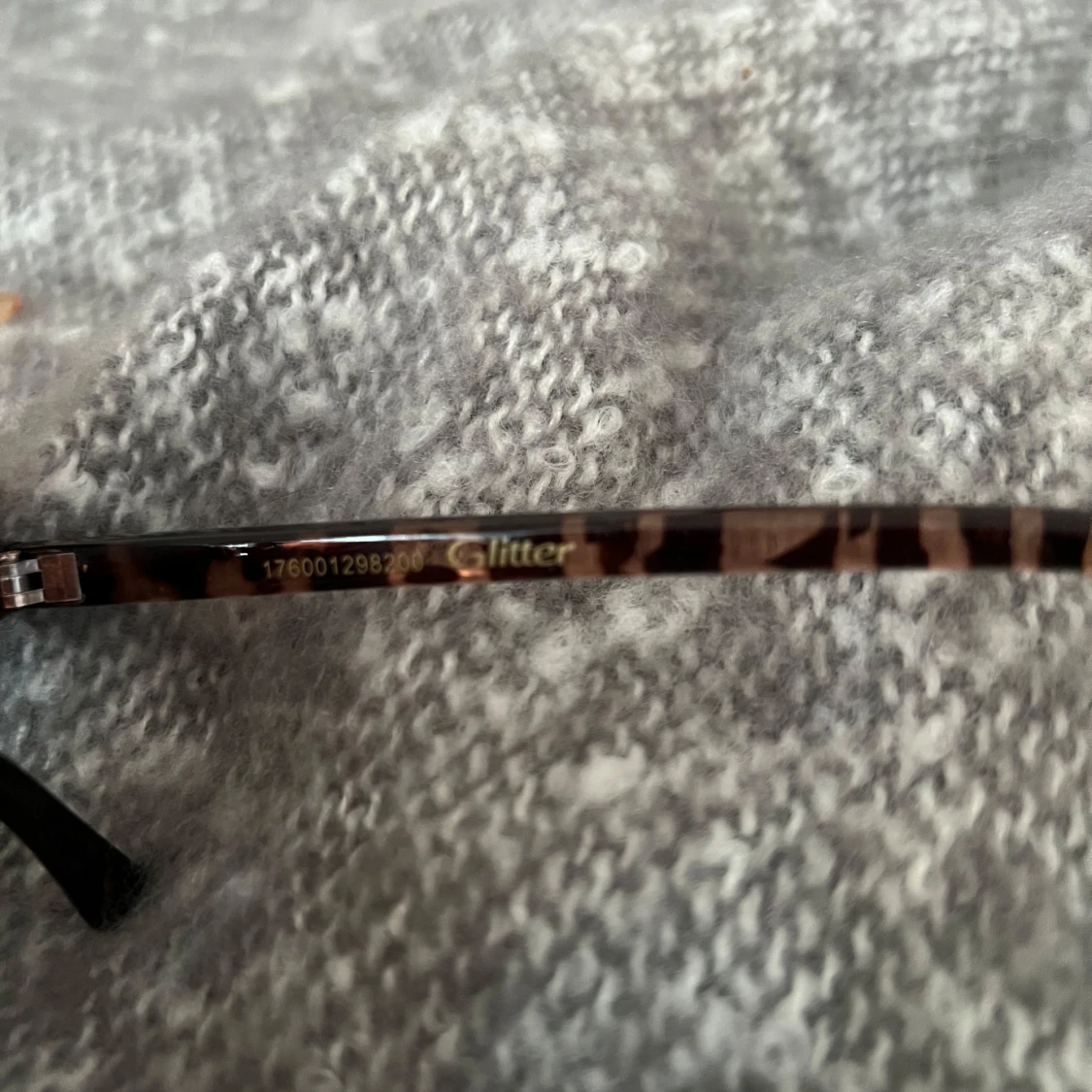 Bruna solglasögon  - 1