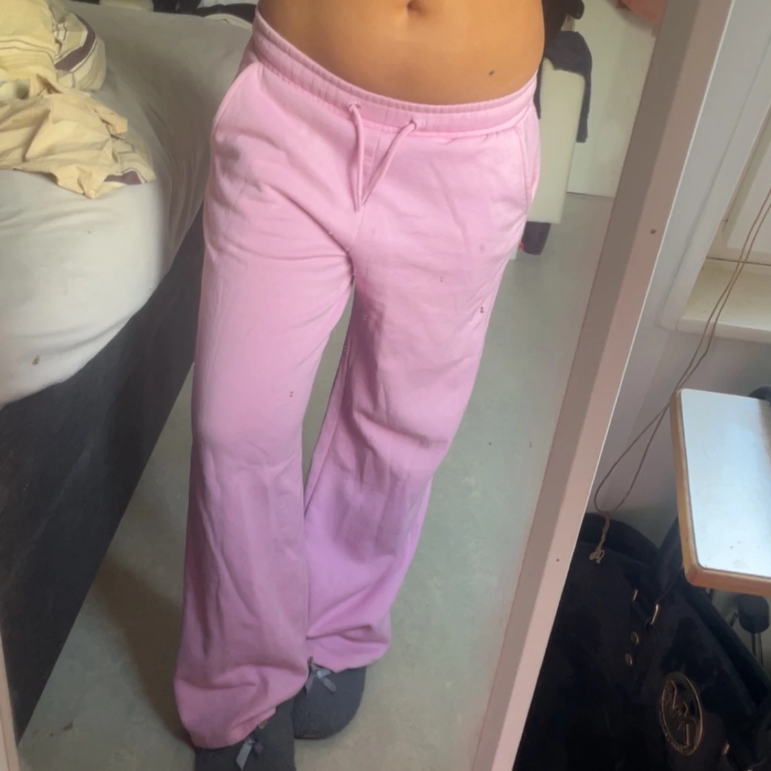 Rosa mjukisbyxor från 157