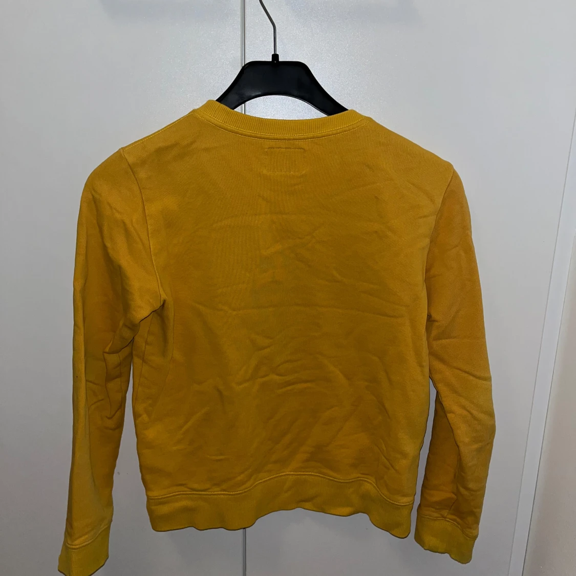 Gul tröja från Calvin Klein Jeans - 2