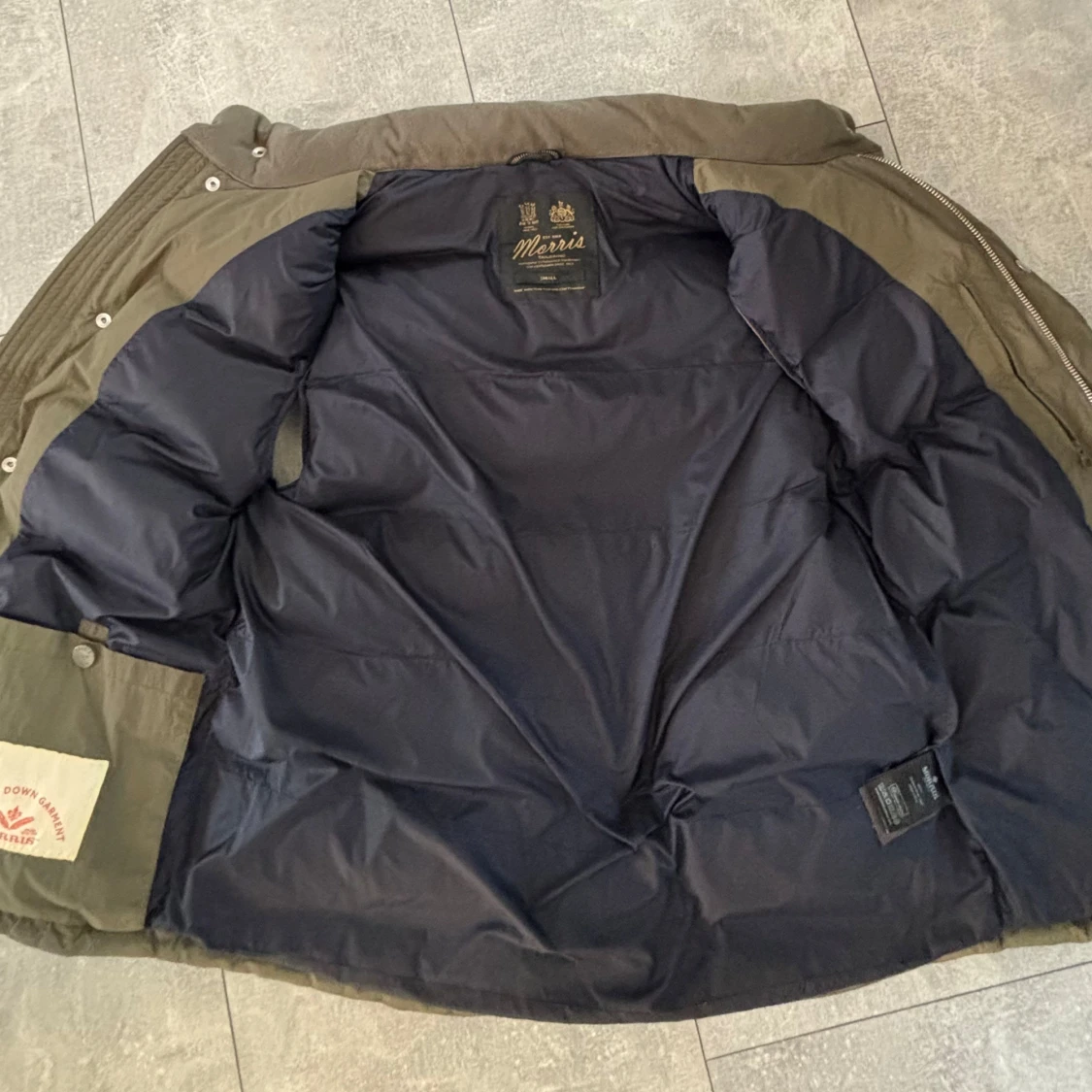 Olivgrön dunväst från Morris - 2