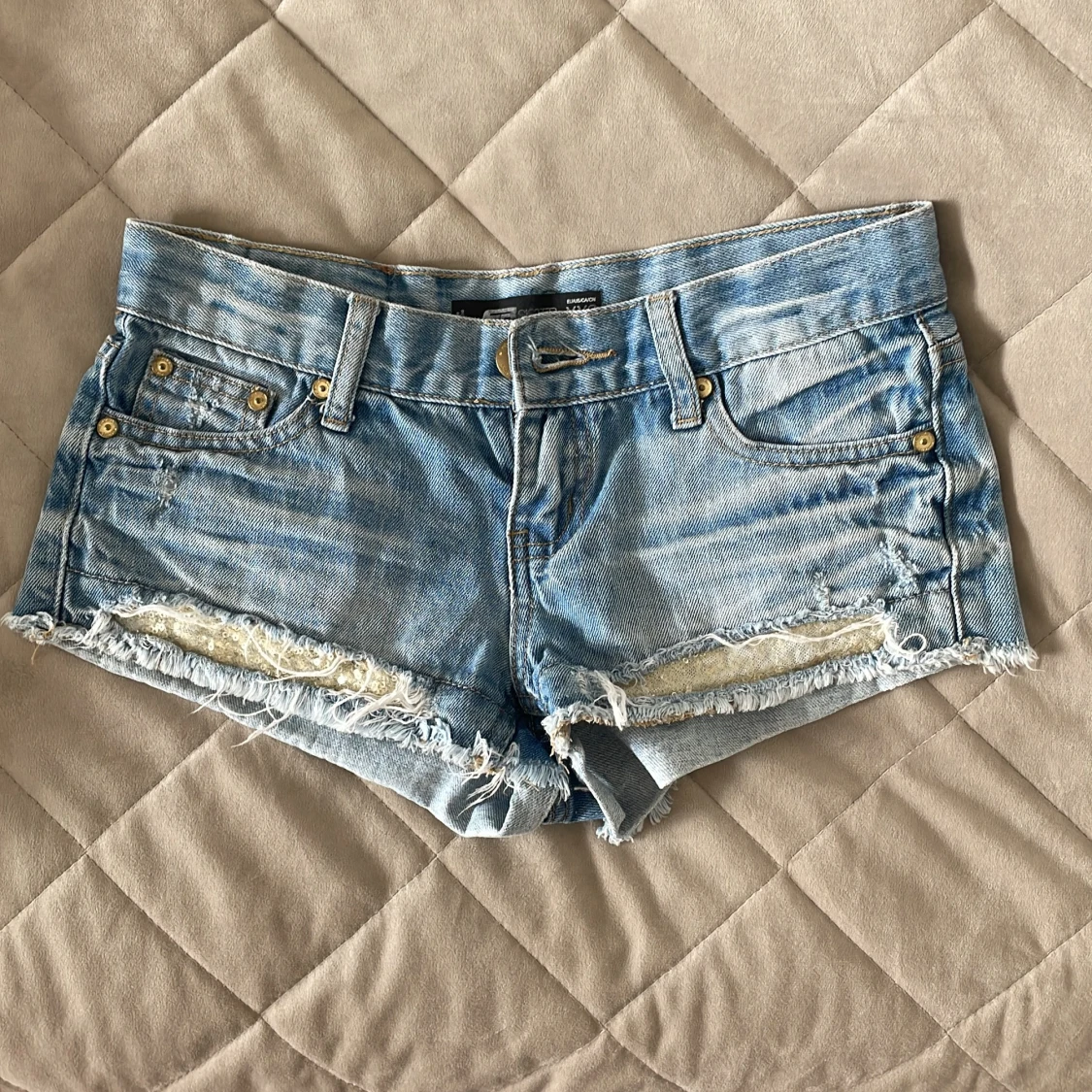 Blå jeansshorts